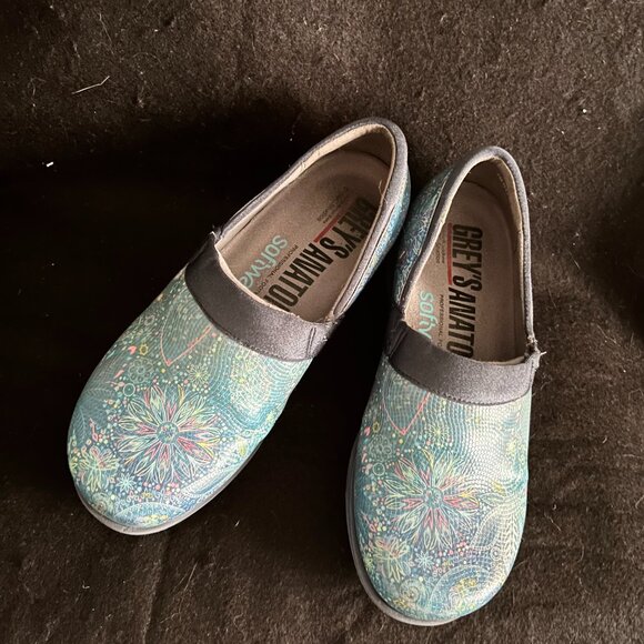 “Grey’s Anatomy” Softwalk Nurse/Medical Clogs/Shoes Size 7 - Picture 3 of 9